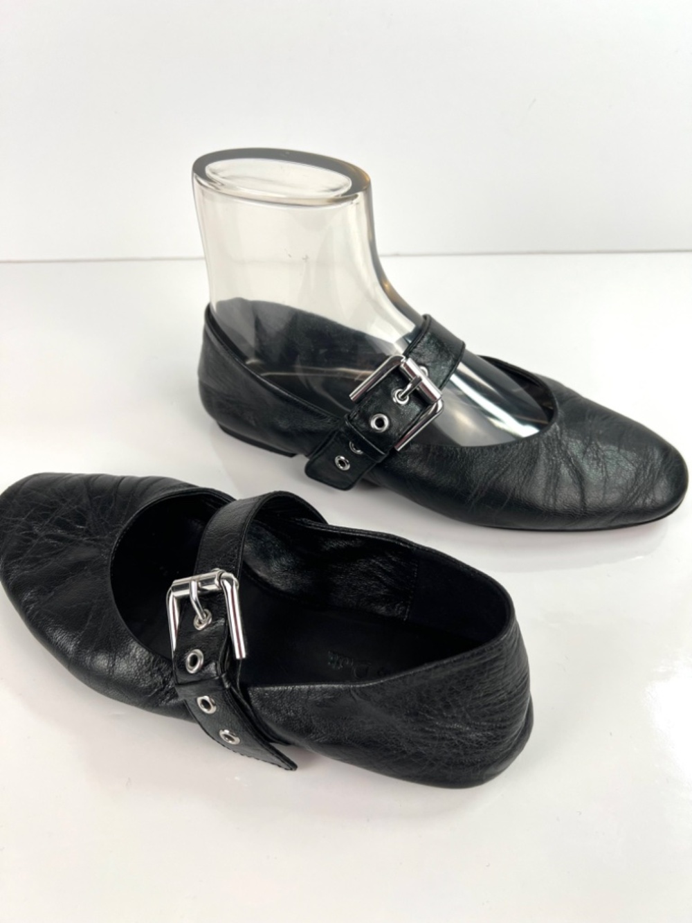 Massimo Dutti Fine Napa Leather Buckled Ballet Flat sz EU36 or US5.5/6.0 Black